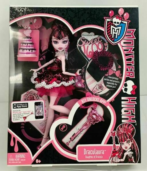 Sebelum Halloween, Koleksi Figure Draculaura si Vampir Modis